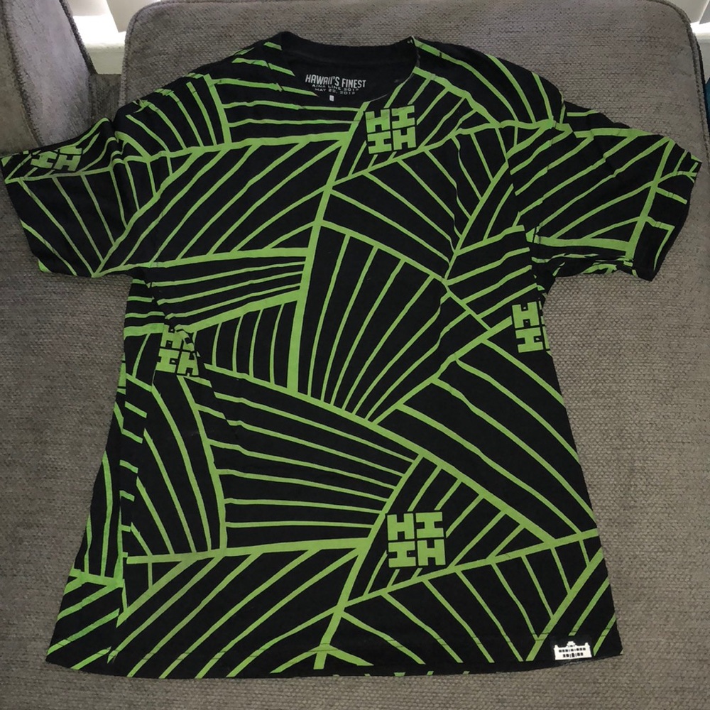Hawaii’s finest “ Aina line” 2015 men shirt